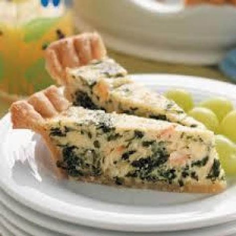 Photo By: Taste Of Home Swiss Quiche, Crab Quiche, Pie Ideas, Spinach Quiche Recipes, Egg Pie, Mushroom Quiche, Spinach Quiche, Cheese Quiche, Quiche Recipe