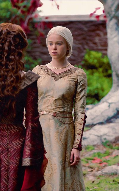 Rhenearya Targaryen, Hotd Dresses, Game Of Thrones Outfits, Milly Alcock, Game Of Thrones Costumes, Paternity Test, Rhaenyra Targaryen, House Targaryen, Game Of Thrones Houses