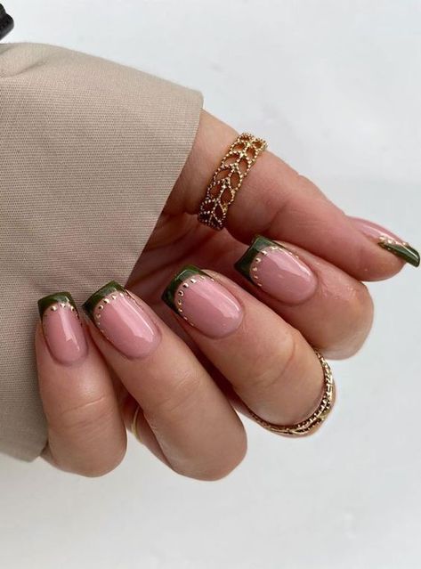 French Nail Designs, Nagel Inspo, Cat Kuku, Funky Nails, Pretty Acrylic Nails, French Tip Nails, Minimalist Nails, Chic Nails, Green Nails