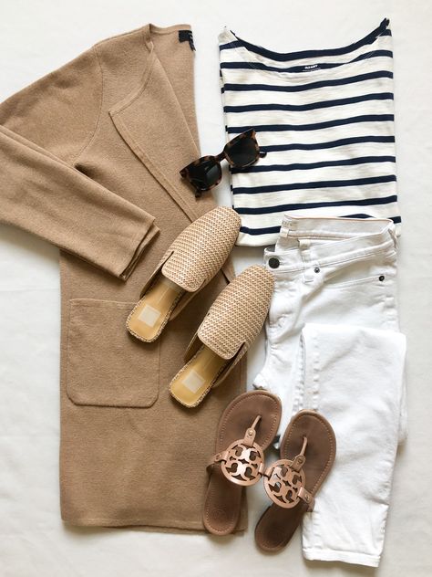 Easy Spring Outfits, Spring Transition Outfits, Sandals Outfit Casual, Spring Summer Capsule Wardrobe, Coffee Talk, Sandals Outfit, Causal Outfits, Transition Outfits, Cute Spring