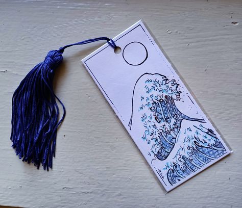 #bookmark #zentangle #wave #ocean Japanese Bookmark, Ocean Bookmark, Bookmarks Diy, Handmade Bookmarks Diy, Keychain Ideas, Learn Japanese Words, Sketching Ideas, Handmade Bookmarks, Diy Bookmarks