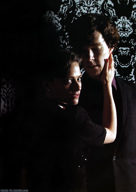 Sherlock And Irene, She And Her Cat, John Lock, Lara Pulver, Irene Adler, Sherlock Series, Benedict And Martin, Mrs Hudson, Sherlock Holmes Bbc