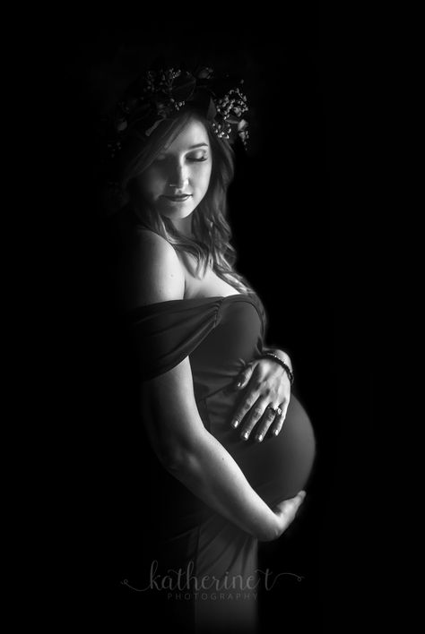 Maternity session with Katherine T photography Beautiful, Floral halo, Black and white photography, maternity photography Photography Artistique, Maternity Studio Photoshoot, Studio Maternity Photos, Maternity Photography Poses Couple, Maternity Photography Studio, Maternity Photography Poses Pregnancy Pics, Couple Pregnancy Photoshoot, Trendy Photography, Maternity Studio