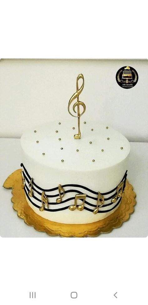 Trumpet Birthday Cakes, Choir Cake Ideas, Music Cake Ideas For Men, Marching Band Cake, Musician Cake, Music Cake Ideas, Bolo Musical, 26 Birthday Cake, Cake Design For Men