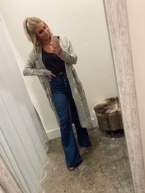 #flarejeans #cardigan #fallfashion Grey Cardigan Outfit, Outfits With Grey Cardigan, Cardigan Outfit, Gray Stripes, Cardigan Outfits, Grey Cardigan, So In Love, Bell Bottom, Jean Grey