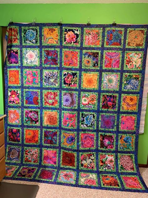 Seed Packet Quilt, Kaffe Quilts, Kaffe Fassett Quilts, Kaffe Fassett Fabric, Amy Butler, Layer Cakes, 18th Birthday Party, Stitch Art, Quilts Ideas