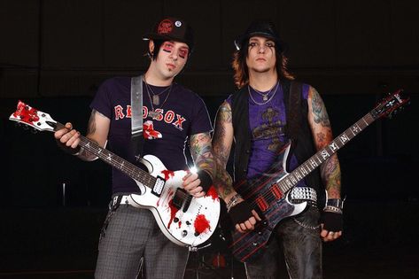 Another shot of ZV and Gates during a photoshoot backstage at Revolution Live in Fort Lauderdale, Florida on the City of Evil Tour - 17th… City Of Evil, Syn Gates, Jimmy The Rev Sullivan, Jimmy The Rev, High School Crush, Zacky Vengeance, Synyster Gates, Fort Lauderdale Florida, Avenged Sevenfold