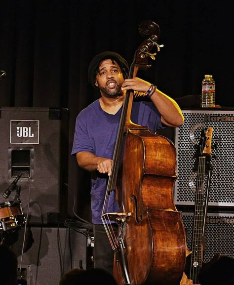 Victor Wooten Musician Photoshoot, Victor Wooten, Bass Players, Jazz Funk, Double Bass, Jazz Blues, Bass Player, Making Music, Bass Guitar