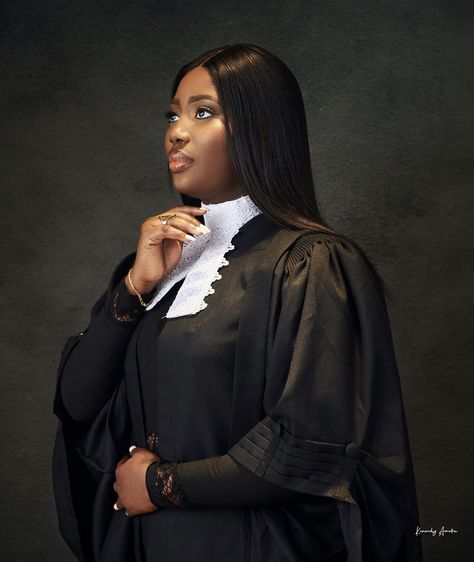 Call To Bar Law Photoshoot, Call To Bar Law Photoshoot Ideas, Lawyer Aesthetic Black Female, Law School Black Women, Lawyer Professional Photo, Black Lawyers Women, Lawyer Photoshoot Ideas, Black Female Lawyer, Call Pictures