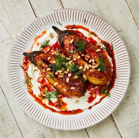 Yotam Ottolenghi’s burnt aubergine with feta and harissa oil Yotam Ottolenghi Recipes, Aubergine Recipe, Ottolenghi Recipes, Grilled Prawns, Yotam Ottolenghi, Valentines Food, Vegetarian Dishes, The Guardian, Feta