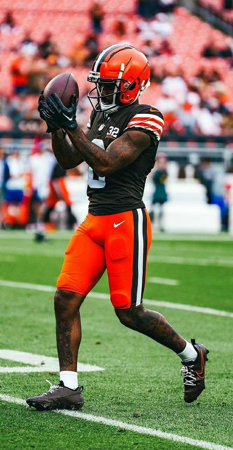 Browns Wallpaper, Cleveland Browns Wallpaper, Locker Room, Cleveland Browns, Sport Football, Lacrosse, Football Team, Mens Fitness, Cleveland