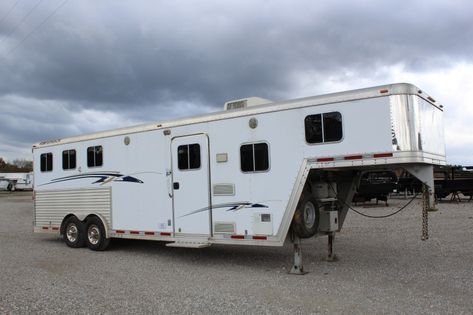 3 Horse Trailer, Miniature Horse Tack, Kiger Mustang, Horse Trailers For Sale, Irish Sport Horse, Horse Barn Ideas Stables, Country Things, Equestrian Aesthetic, Dream Trucks