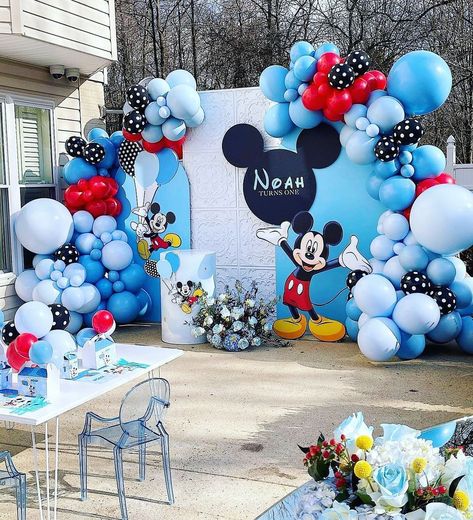 Mickey Mouse Birthday Decorations, Baby First Birthday Themes, Mickey First Birthday, Mickey 1st Birthdays, Mickey Mouse Birthday Cake, Mickey Mouse Themed Birthday Party, Fiesta Mickey Mouse, Mickey Mouse Baby Shower, Mickey Mouse First Birthday