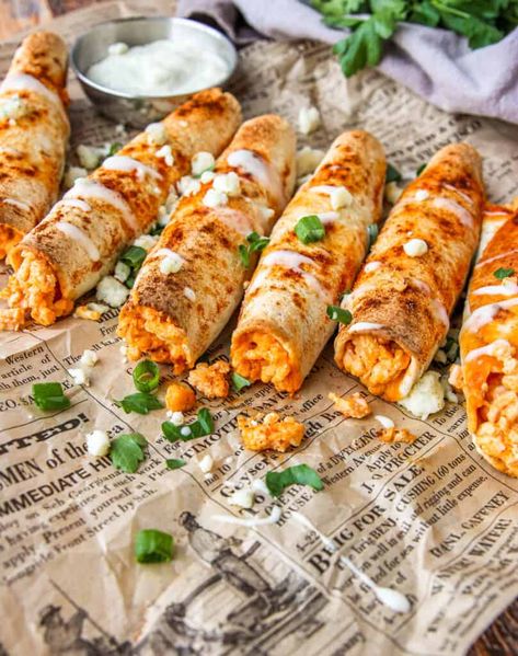 Buffalo Chicken Taquitos, Blue Cheese Dipping Sauce, Rotisserie Chicken Tacos, Cheese Dipping Sauce, Buffalo Recipe, Spicy Buffalo Chicken, Taquitos Recipe, Buffalo Chicken Recipes, Chicken Taquitos