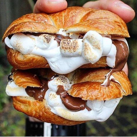 S’mores Croissant, Smore Croissants, Smores Croissant, Halloween Smores Bar, Croissant Cookie Recipe, Church Snacks, Camping Inspo, Easy Bakes, Recipe Categories