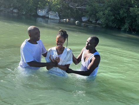 Christian, baptism , giving my life to Jesus, black girl Black Christian Family Aesthetic, Baptised Aesthetic, Baptized Aesthetic, Black Christian Girl Aesthetic, Baptism Aesthetic, Adult Life Aesthetic, Romanizing Life, Christianity Aesthetic, Prayer Vision Board