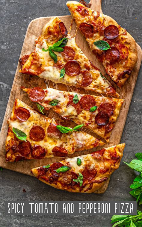 Pepperoni Pizza Recipe, Perfect Homemade Pizza, Spicy Pizza, Pizza Recipes Pepperoni, Indian Butter Chicken, Fruit Pizza, Fire Roasted Tomatoes, Fire Roasted, Pizza Slice