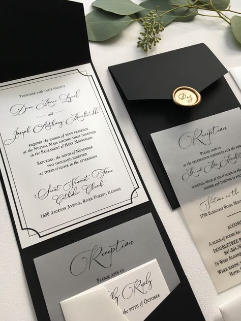 Wedding Card Black And Gold, Fancy Quince Invitations, Black And Grey Wedding Invitations, Classical Wedding Invitations, Black Wedding Invitation Cards, Black Embossed Wedding Invitations, Wedding Elegant Invitations, Elegant Black Wedding Invitations, Black Invitations Wedding