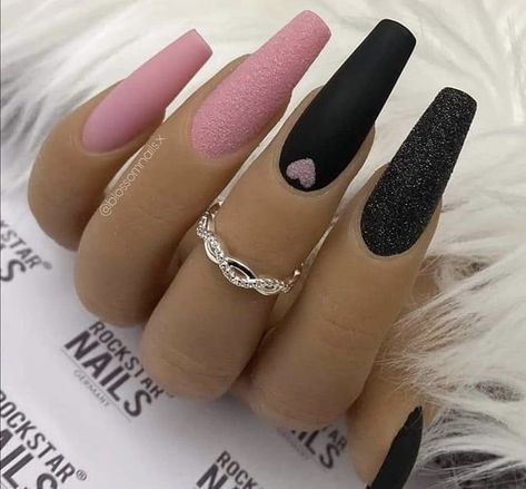 Black Acrylic Nails, Edgy Nails, Grunge Nails, Easy Design, Acrylic Nails Coffin Pink, Acrylic Nails Coffin Short, Pink Acrylic Nails, Hot Nails, Coffin Nails Designs