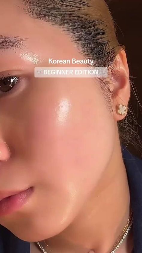 Korean beauty Korean Skin Care Tips, Korean Skin Care Products, Glowing Skin Secrets, Korean Skin Care Secrets, Beauty Treatments Skin Care, Olive Young, Natural Face Skin Care, Korean Skin Care, Facial Skin Care Routine