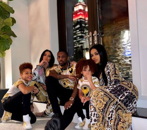 FABOLOUS IS THANKFUL FOR HIS GIRLFRIEND EMILY B AND THEIR KIDS Like Father Like Son, Emily B, Black Entertainment, Celebrity Families, Black Love Couples, America Today, Family Fashion, Holiday Weekend, Black Love