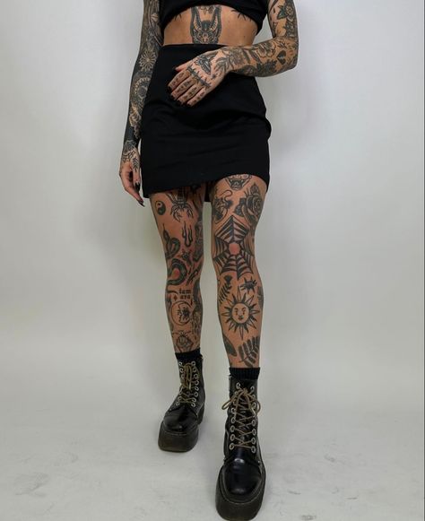 Black And White Traditional Leg Sleeve, Leg Tattoos Women Patchwork, Patch Work Leg Tattoos, Thigh Tattoos Women Traditional, Leg Tattoos Traditional, Leg Sleeve Women, Patch Work Leg Sleeve Tattoo, Full Leg Tattoos Women, Traditional Tattoo On Leg