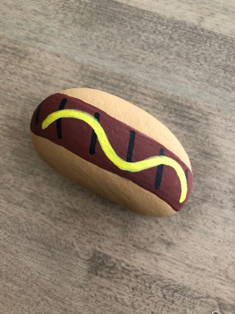 Rock Painting Ideas Long Rocks, Matching Rock Painting Ideas, Long Rock Painting Ideas, Easy Rock Painting Ideas Kids, Stuff To Paint On Rocks, Painted Rocks Ideas Creative Easy, Small Rock Painting Ideas Easy, Rock Painting Ideas Funny, Painted Rocks Ideas Easy