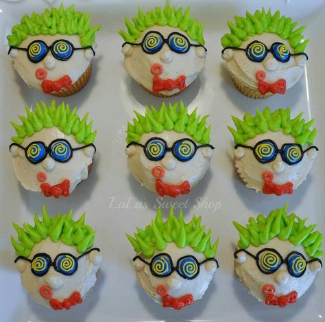 Mad scientist Mad Scientist Cupcakes, Mad Scientist Halloween, Science Birthday Party Ideas, Mad Scientist Birthday, Scientist Birthday Party, Scientist Birthday, Specialty Cupcakes, Mad Scientist Party, Lincoln Birthday