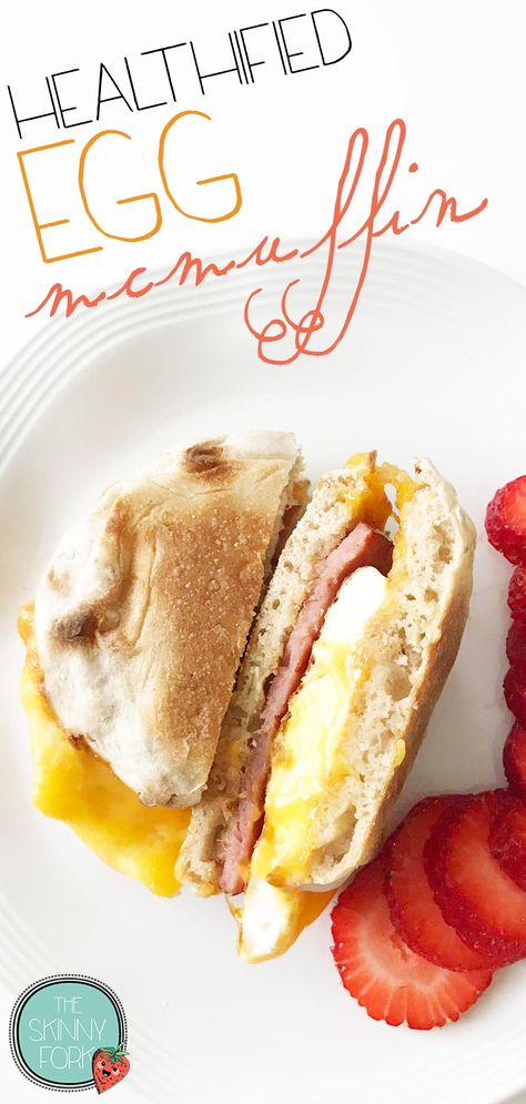 Not sure what to do for breakfast? Check out this homemade and Healthified Egg McMuffin! Meal prep and freezer-friendly. Make them ahead for a quick and easy guilt-free back-to-school bite. TheSkinnyFork.com | Skinny & Healthy Recipes Mc Muffin, Muffin Healthy, Cholesterol Recipes, Egg Mcmuffin, Low Cholesterol Recipes, Ww Freestyle, Quick Healthy Breakfast, Low Cholesterol, Starting School