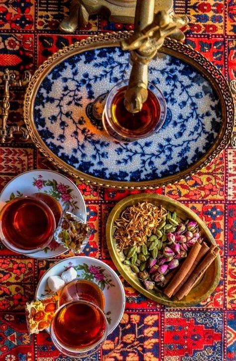 Persian Restaurant, Persian Tea, Persian Decor, Iran Food, Iranian Cuisine, Iranian Food, Persian Culture, Persian Food, Kitchen Items