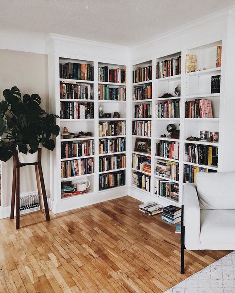 Got some empty shelf space that needs filling 🤓 . . . . . #shelfie #bookshelves #bookshelf #builtins #bookish #bookstagram #bibliophile… Shelfie Bookshelves, Bookshelf Makeover, Floor To Ceiling Bookshelves, Beautiful Bookshelf, Best Kitchen Design, White Bookshelves, Bookshelves In Living Room, Bookshelf Organization, Corner Bookshelves