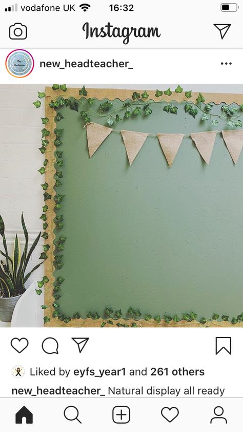 Natural Display Boards Classroom, Bulletin Board Nature Theme, Natural Science Classroom Decor, Natural Displays Classroom, Natural Classroom Door Display, Vine Wall Classroom, Nature Classroom Theme High School, Brown And Green Classroom Decor, Forest Green Classroom