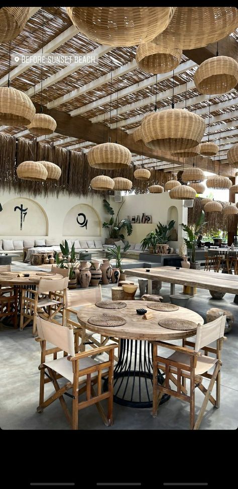 Bali Style Cafe Interior Design, Bali Style Restaurant, Caribbean Restaurant Decor, Bali Restaurant Design, Boho Restaurant Interior Design, Boho Cafe Interior, Bohemian Style Restaurant, Boho Style Restaurant, Boho Architecture