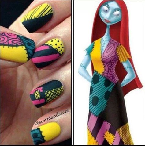 Patchwork Nails, Manicure Halloween, Sally Nails, Disney Halloween Nails, Nightmare Before Christmas Nails, Halloween Manicure, Nail Art Disney, Disney Nails, Nails Polish