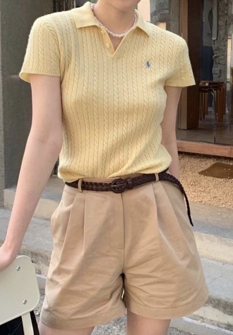 Polo Women Outfit, Polo Outfit Women's, Money Clothes, Polo Outfit, Shorts Outfits Women, Yellow Outfit, Casual Day Outfits, 가을 패션, Summer Fashion Outfits