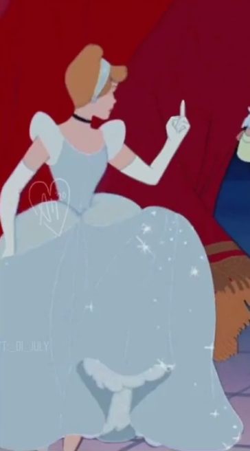 Princess Funny, Funny Princess, Disney Princess Funny, Barbie Funny, Princesses Disney, Barbie Drawing, Cute Funny Pics, So Weird, Funny Pix