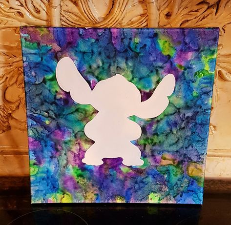 Stitch Melted Crayon Art Heart Crayon Melting Art, Stitch Bedroom Ideas For Teens, Lilo And Stitch Crafts For Kids, Disney Art Ideas, Stitch Bedroom, Stitch Watercolor, Crayons Art, Crayon Art Diy, Famous Pop Art