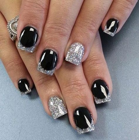 Dip Powder Nails Black And Silver, Black Small Acrylic Nails, Black Gel Nail Designs, Black And Silver Nail Designs, Black And Silver Nails, French Manicure Nail Designs, Black And White Nail Art, Silver Nail Designs, Nails With Glitter