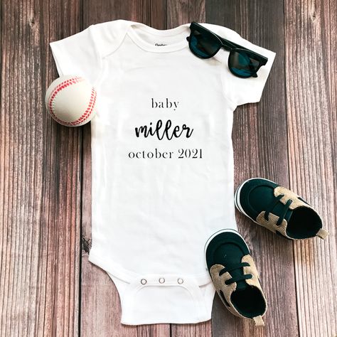 Customizable baby name and date announcement onesie® available now! Shop Flora Fig Designs on Etsy for more products just like this. Niece Onesie, Nephew Onesie, Uncle Onesie, Baseball Onesie, Baby Announcement Onesie, Announcement Onesie, Custom Baby Onesies, Surprise Baby, Cadeau Baby Shower