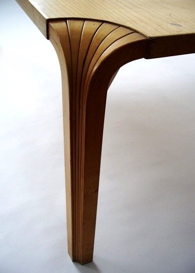 Art Deco Products, Art Deco Wood Furniture, Art Deco Details, Aalto Chair, Table Legs Ideas, Art Deco Tables, Alvar Aalto Furniture, Table Leg Design, Aalto Stool