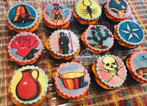 Loteria Cupcakes, Cupcakes Mexicanos, Loteria Party, Baking Goods, Cupcake Decorating, Pastry Cake, Christmas 2022, Cup Cakes, Cookie Cake