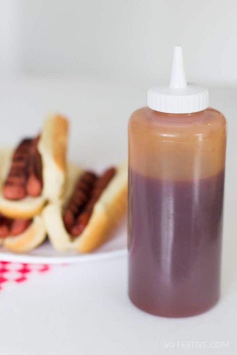 Hot Dog Sauce Recipe (JDawg's Copycat Recipe) - So Festive! Best Hot Dog Sauce Recipe, Recipes Hot Dogs, Food Truck Recipes, Hot Dog Chili Sauce Recipe, Hot Dog Sauce Recipe, Hot Dog Chili Sauce, Hot Dog Sauce, Hot Dogs Recipes, Hot Dog Chili