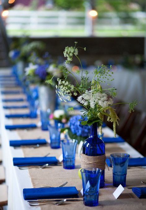 blue Royal Blue Napkins Wedding, Royal Blue Table Runner, Blue And Green Table Decor, Rustic Royal Blue Wedding, Royal Blue Wedding Theme Centerpieces, Electric Blue Wedding, Royal Blue Wedding Ideas, Table Decorations Blue, Royal Blue Wedding Decorations