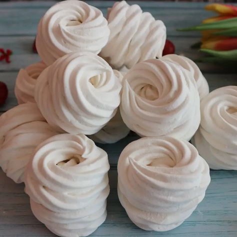 Zefir Marshmallow Recipe, Zephyr Marshmallow Recipe, Russian Zephyr Recipe, Russian Marshmallow Recipe, Zefir Marshmallow Flowers Recipe, Zephyr Recipe, Zefir Marshmallow Flowers, Zefir Russian, Seafoam Candy Recipe