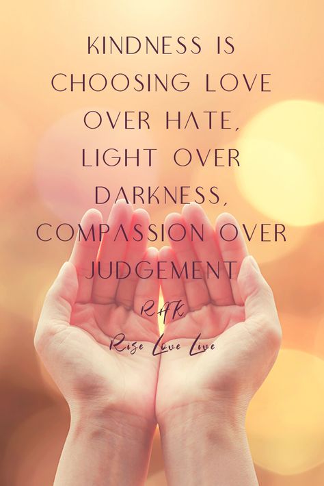 Showing kindness to strangers or during the heat of a moment is a challenge for all and when we blow an opportunity to be kind, we are not very proud of ourselves. On the flip side, when we are kind to others, especially when we are kind to strangers it warms our hearts – and that act warms their hearts too!  #INSPIRATION, #KINDNESS, #LOVE, #MOTIVATION, #PASSION, #PASSIONPROJECT, #POSITIVITY, #SPREADKINDNESS, #SPREADPOSITIVITY, #COMPASSION, #riselovelive Give Quotes Acts Of Kindness, Selfless Love Quotes Acts Of Kindness, Share Love And Kindness, Love Kindness Quotes, Show Compassion Quotes, Be An Inspiration To Others, Be Kind Even If Others Are Not, Love And Compassion Quotes, Loving Kindness Quotes