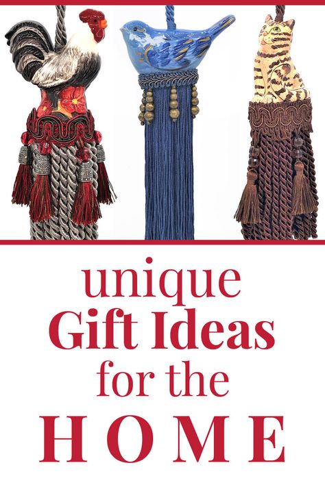 Gift giving idea. Salt and pepper shaker tassels to give as unique gifts for decorating any room in a home. Salt Shaker Tassels, Tassels Tutorials, Listen To Christmas Music, Tassel Crafts, Front Door Christmas Decorations, Holiday Prep, Gifts To Make, Creative Christmas Gifts, Creative Diy Gifts