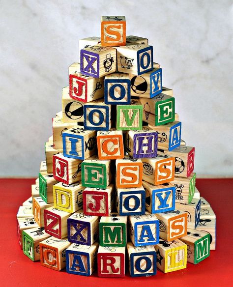 Alphabet Block Christmas Tree - How to Make a Wood Block Xmas Tree Wooden Block Christmas Tree, Wood Block Christmas Tree, Foam Blocks For Kids, Alphabet Blocks Crafts, Block Christmas Tree, Diy Wooden Letters, Wooden Abc Blocks, Block Letter Alphabet, Wood Blocks Christmas