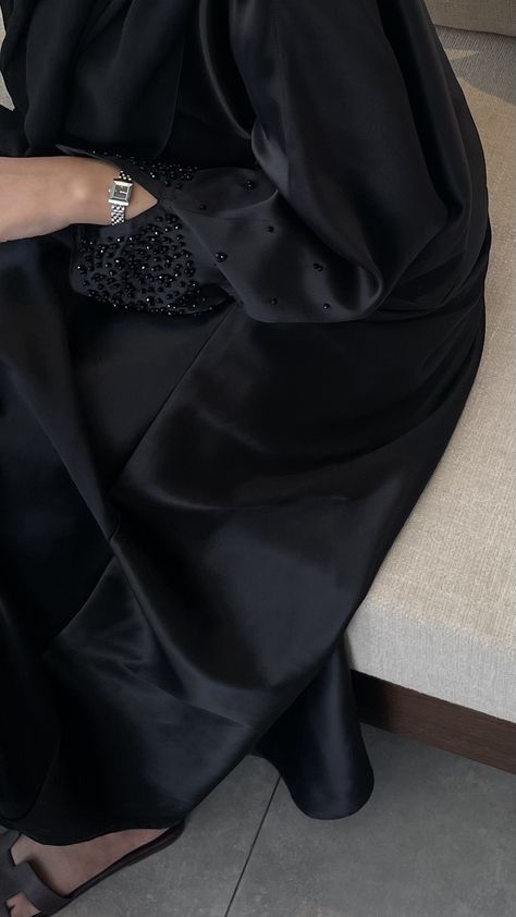 Fancy Abaya, Khaleeji Abaya, Black Abaya Designs, Mode Abayas, Abaya Collection, Abaya Designs Latest, Abaya Outfit, Black Abaya, Modest Fashion Hijab