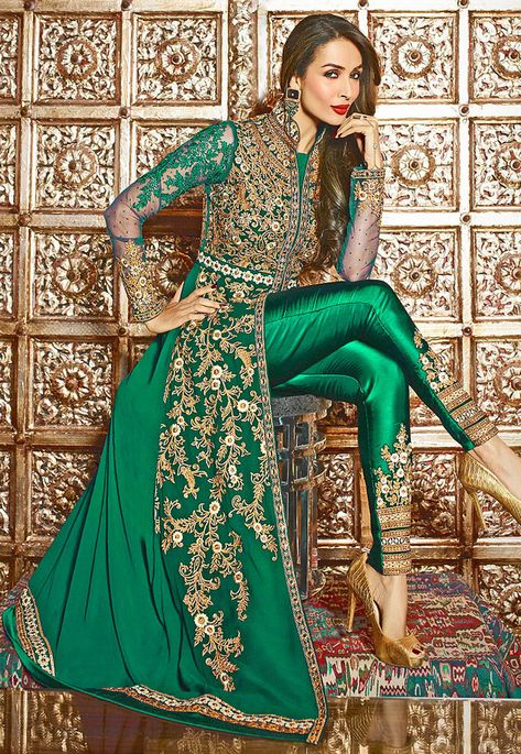 Sea Green Color, Utsav Fashion, Groom Dresses, Modest Wear, Indian Designer Outfits, Designer Dresses Indian, Abaya Fashion, Indian Designer Wear, Sea Green