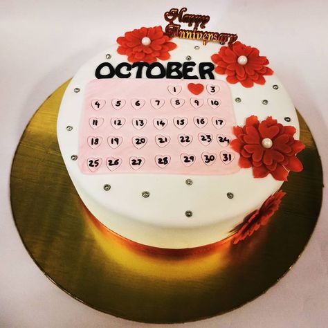 Calendar Anniversary Fondant Birthday Cake 1st Anniversary Cake, Golden Birthday Cakes, Midnight Cake, Anniversary Cake Designs, Cartoon Birthday Cake, Cakes Fondant, Fondant Cakes Birthday, Happy Anniversary Cakes, There's No Tomorrow